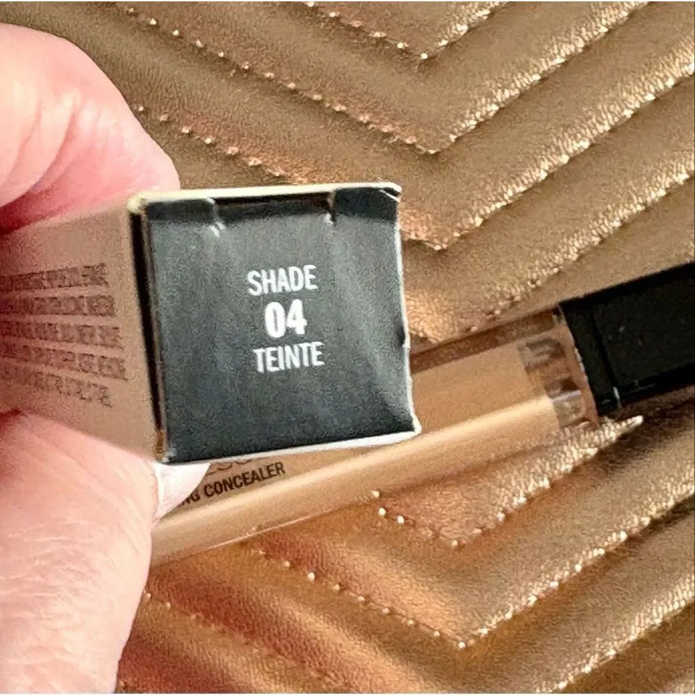 JAPONESQUE - NIB - Perfecting Concealer in Shade 4, Full Size.
